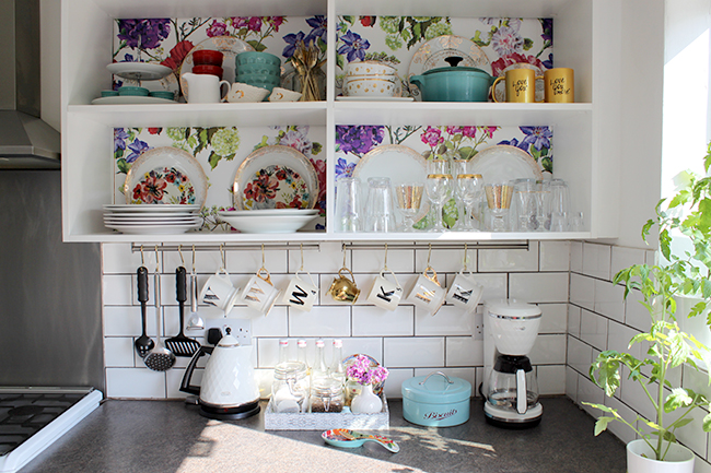 kitchen open shelving