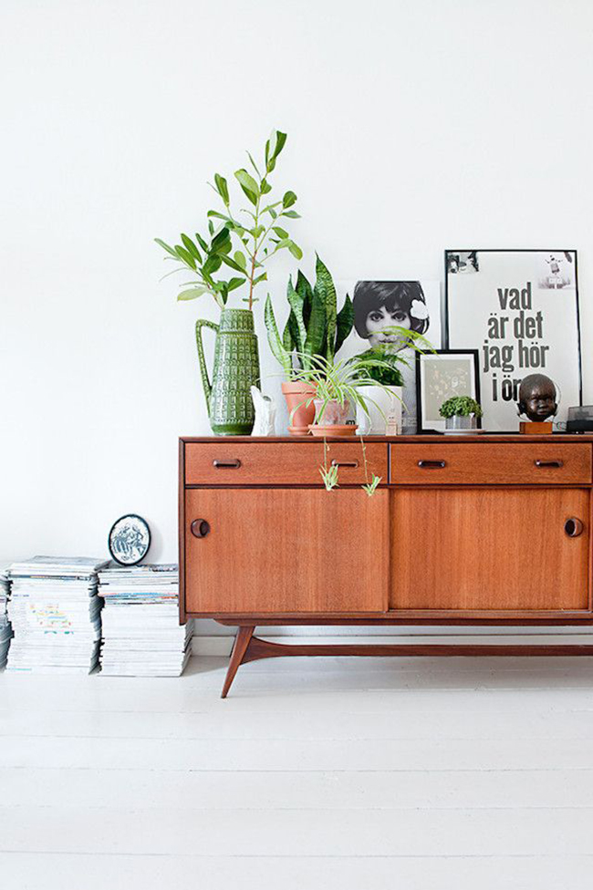 midcentury sideboard styling 3