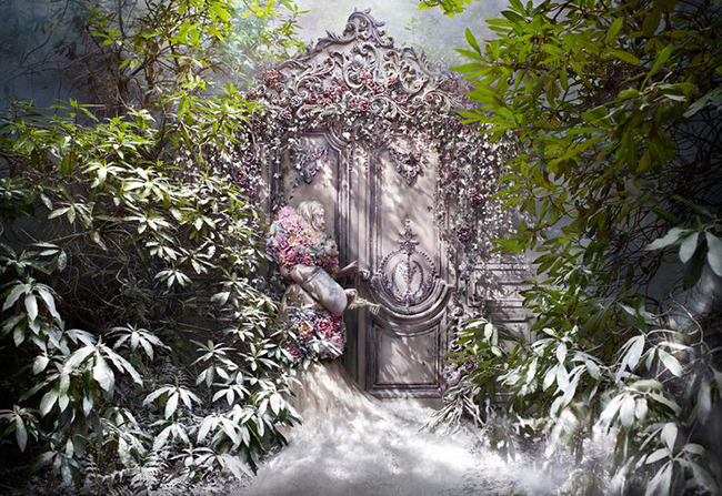 Kirsty Mitchell photography - The Fade of Fallen Memories