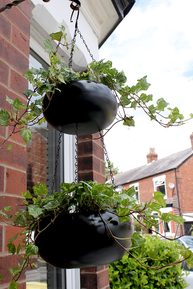 black double tiered hanging planter - Swoon Worthy