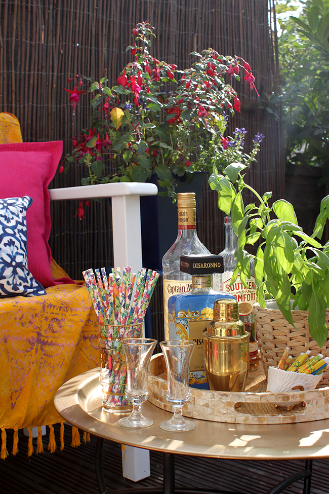 Eclectic Boho Glam Garden Reveal - Swoon Worthy - drinks tray