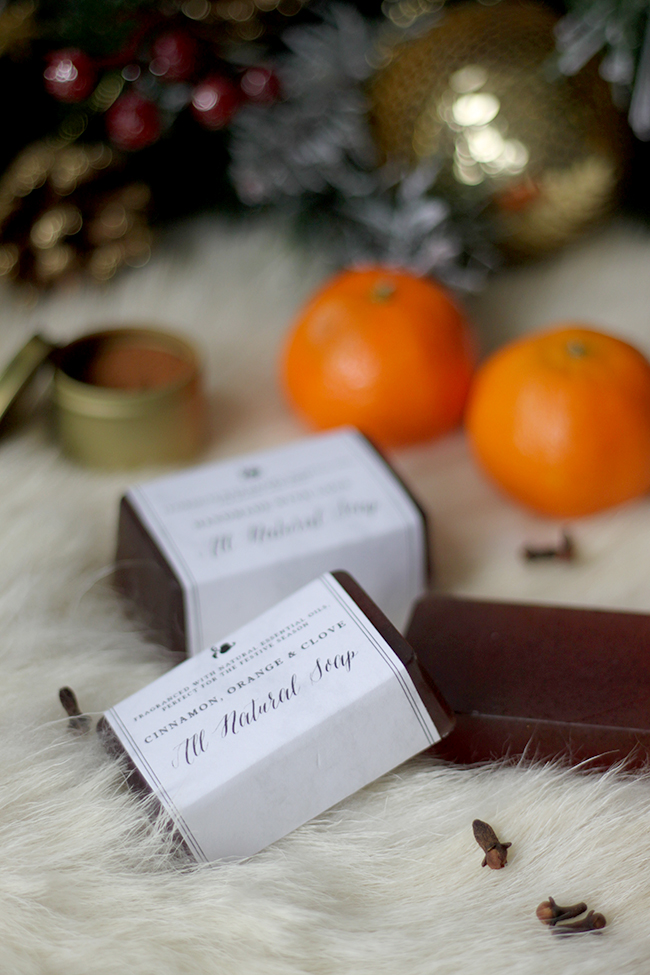 Cinnamon, Orange and Clove DIY Christmas Soap - Swoon Worthy