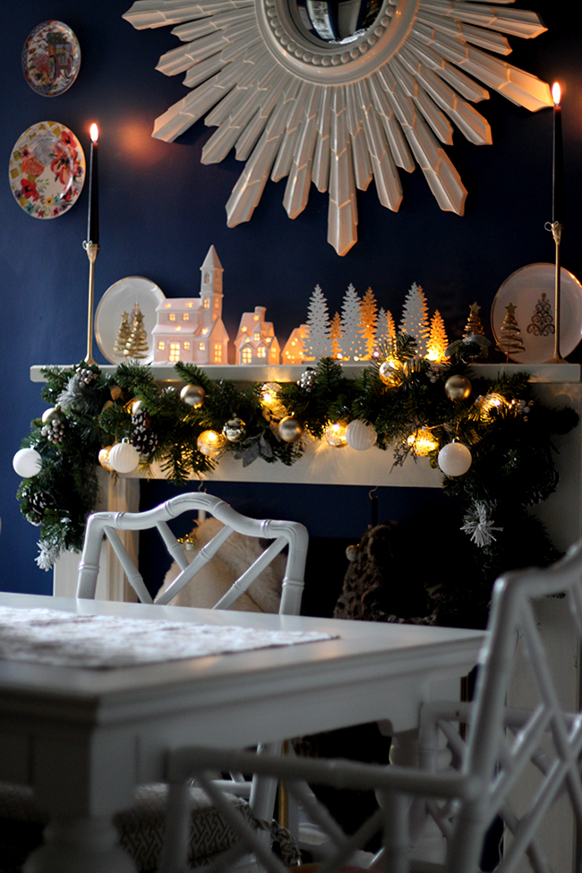 Swoon Worthy - Christmas Dining Room - see more at www.swoonworthy.org