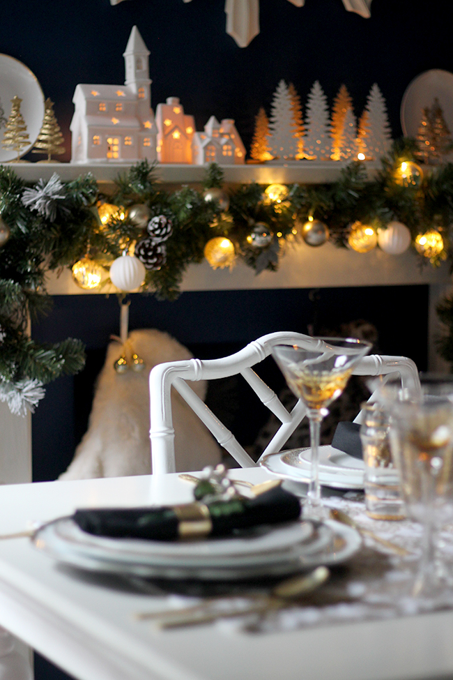 Swoon Worthy - Gold, black and white Christmas Dining Table setting - see more at www.swoonworthy.org