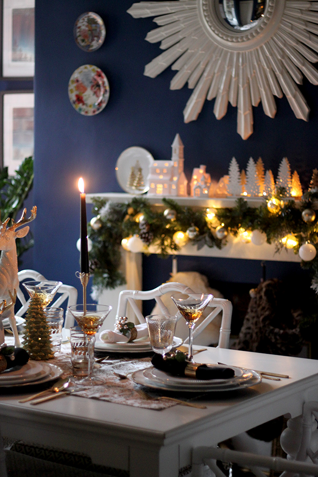 Swoon Worthy - Gold, black and white Christmas Dining Table setting - see more at www.swoonworthy.org