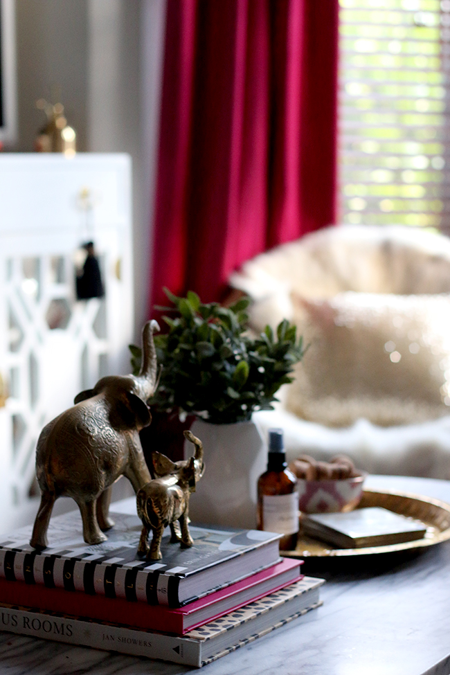 Swoon Worthy - Goals for 2016 - glass mug of tea on white marble coffee table