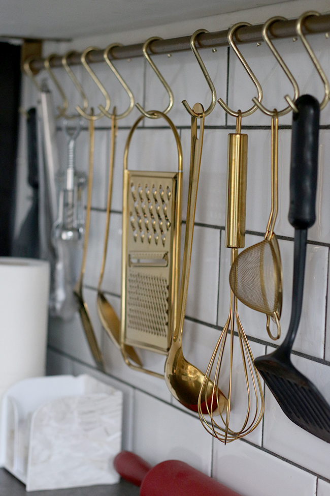 Gold Kitchen Utensils from Mia Fleur - www.swoonworthy.org