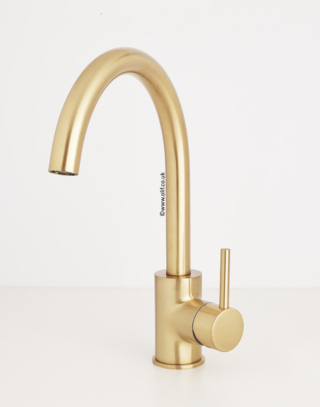 Cascata_Satin gold tap - see more on www.swoonworthy.org