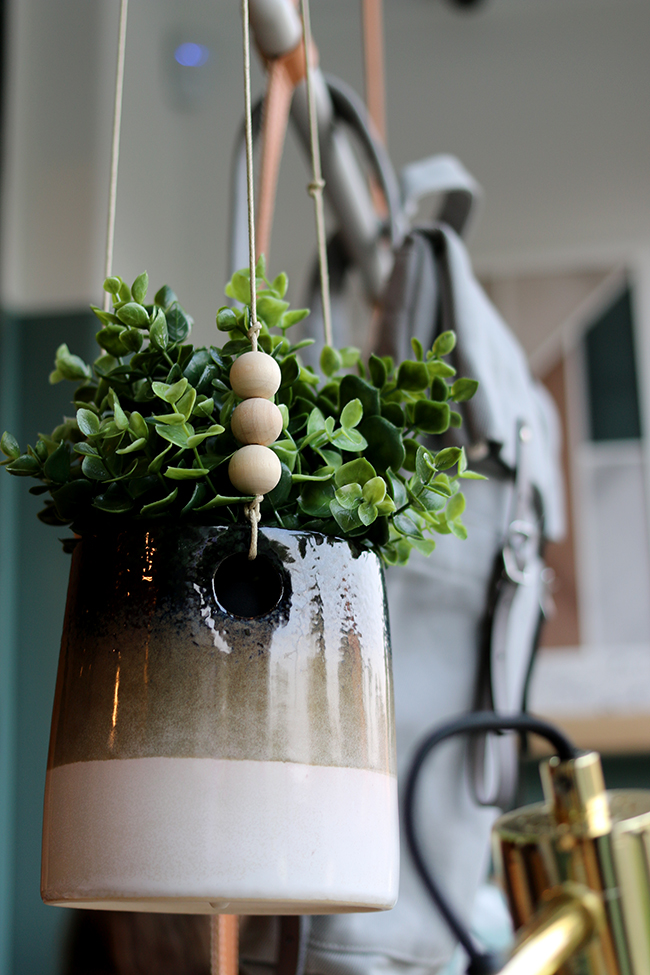 object-style-hanging-planter