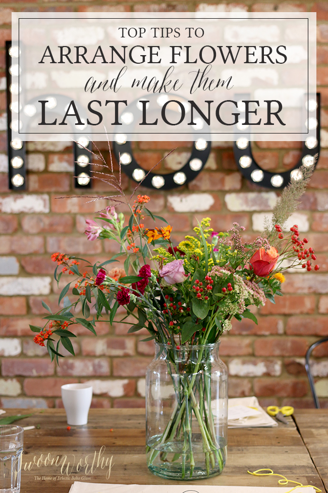 How to Arrange Flowers and Make Them Last Longer