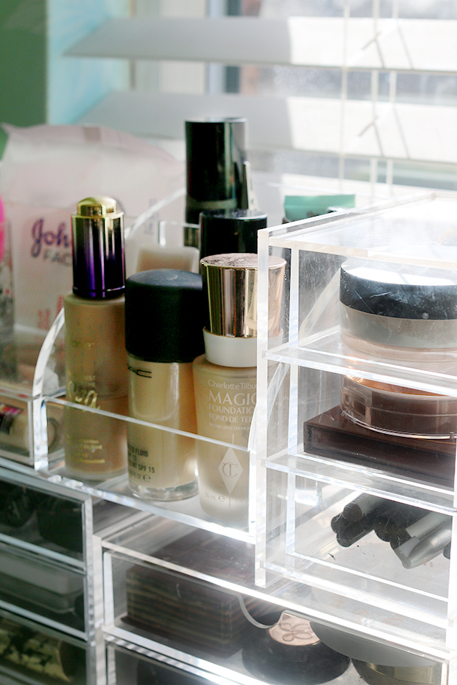 Check out the products I use for organising my makeup collection