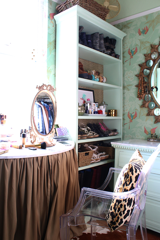 dressing room vanity with leopard print cushion