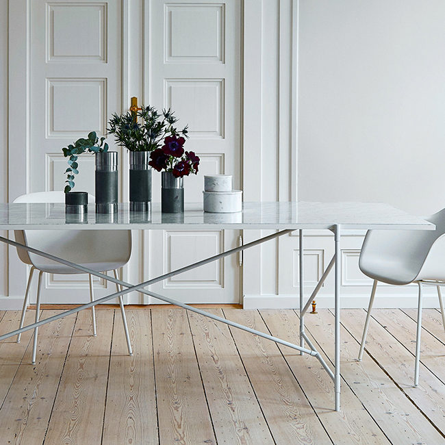 Urban Avenue - Carrara Marble White Table