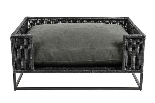 Morris stonewashed black pet bed