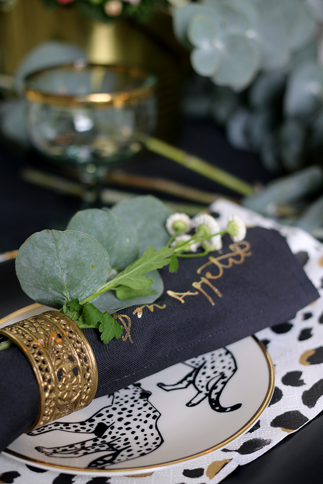 Napkins with gold calligraphy complete my Autumn tablescape