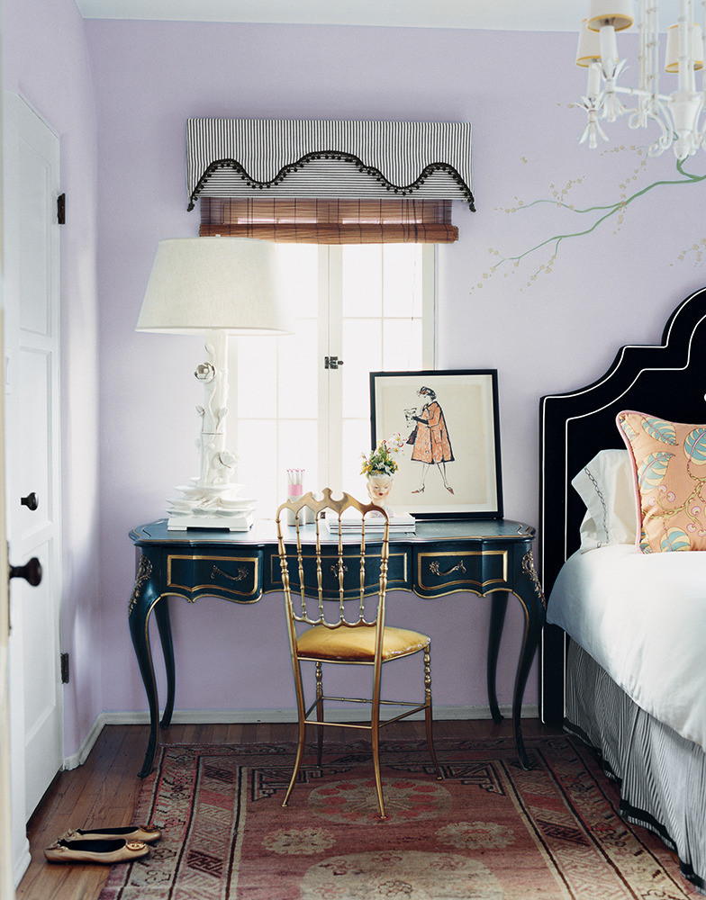 Lilac and black bedroom